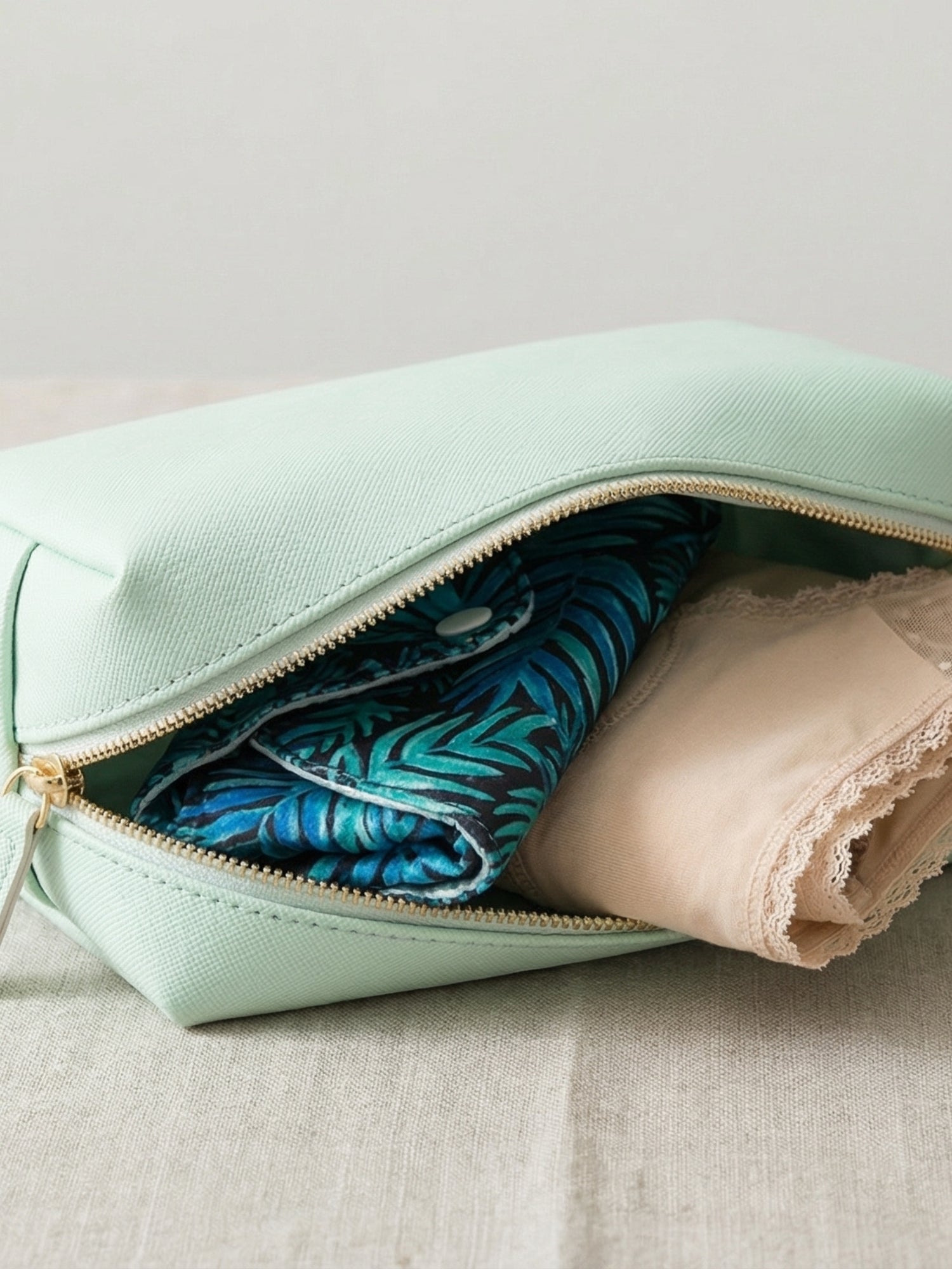 BIOpads Waterproof Pouch